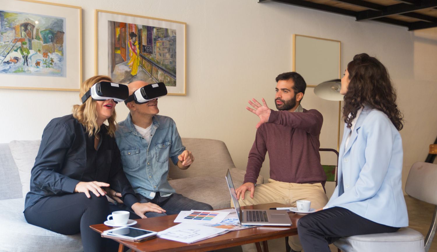 Virtual Property Tours and AI: Enhancing Remote Buying Experiences